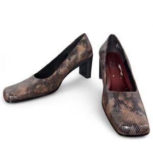 Vintage 90s Snakeskin Block Heel Pumps 8.5 – Square Toe Office Siren Retro Y2K